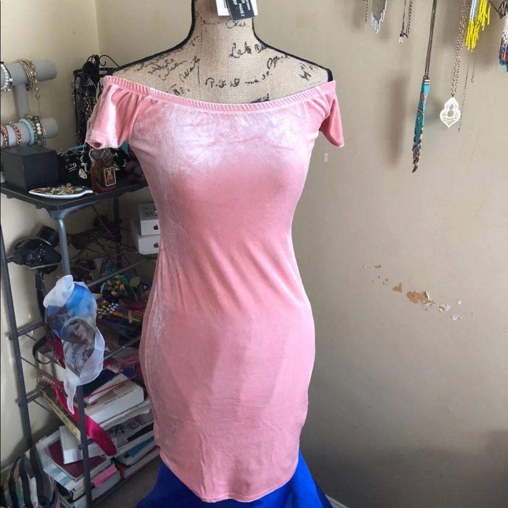 New pink medium forever 21 Dress! NWT
